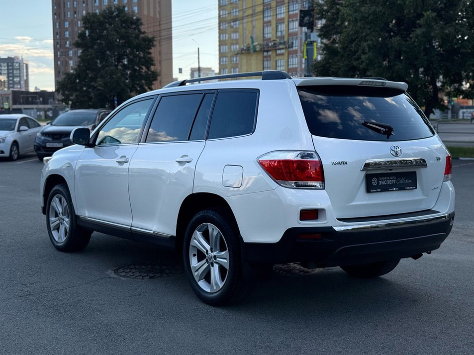 Автомобиль с пробегом Toyota Highlander в городе Челябинск ДЦ - Планета Авто Коллекция