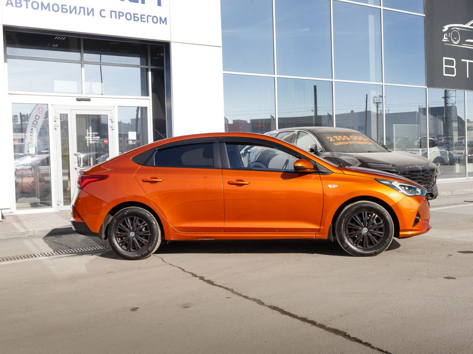 Автомобиль с пробегом Hyundai Solaris в городе Челябинск ДЦ - Планета Авто Восток