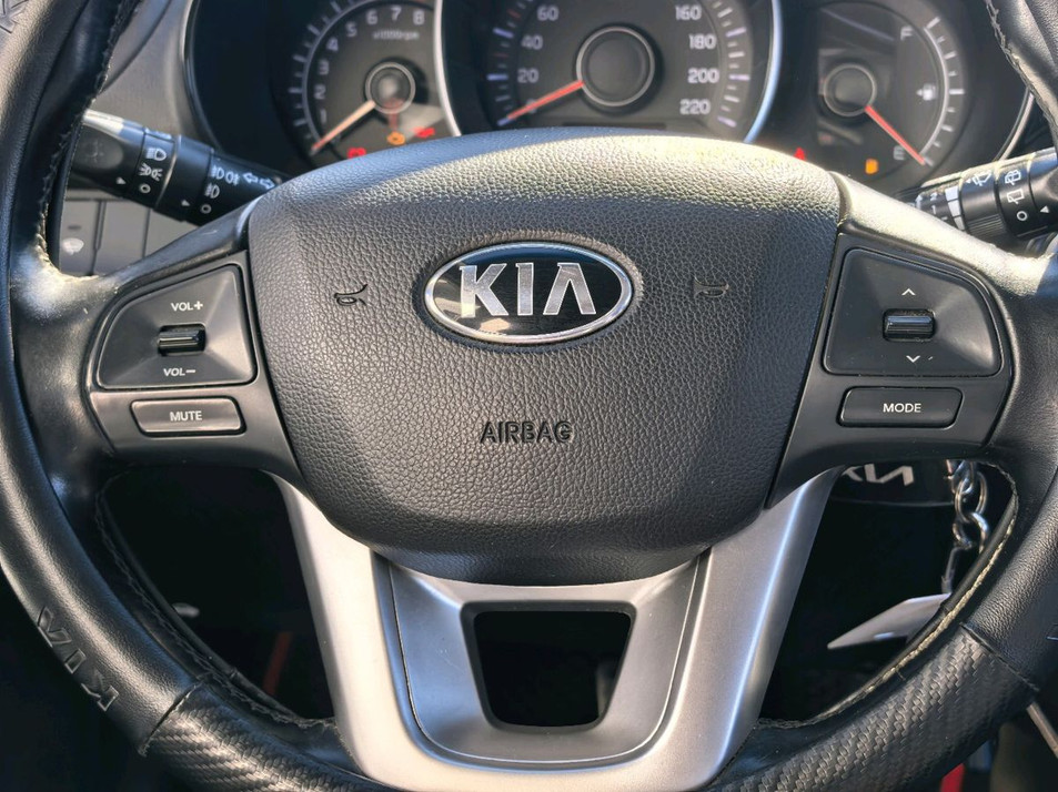 Автомобиль с пробегом Kia Rio в городе Челябинск ДЦ - Планета Авто Восток