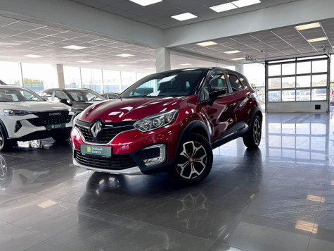 Автомобиль с пробегом Renault Kaptur в городе Тверь ДЦ - Зелёный trade-in Кривцово