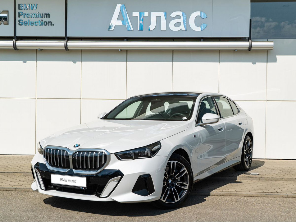 Автомобиль с пробегом BMW 5 серии в городе Сочи ДЦ - Атлас Сочи