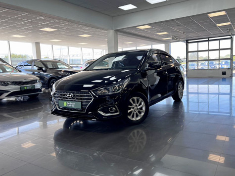 Автомобиль с пробегом Hyundai Solaris в городе Тверь ДЦ - Зелёный trade-in Кривцово