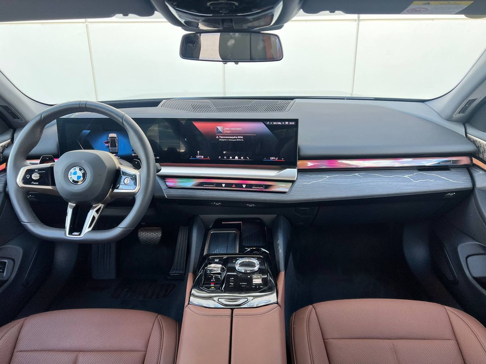 Автомобиль с пробегом BMW 5 серии в городе Сочи ДЦ - Атлас Сочи