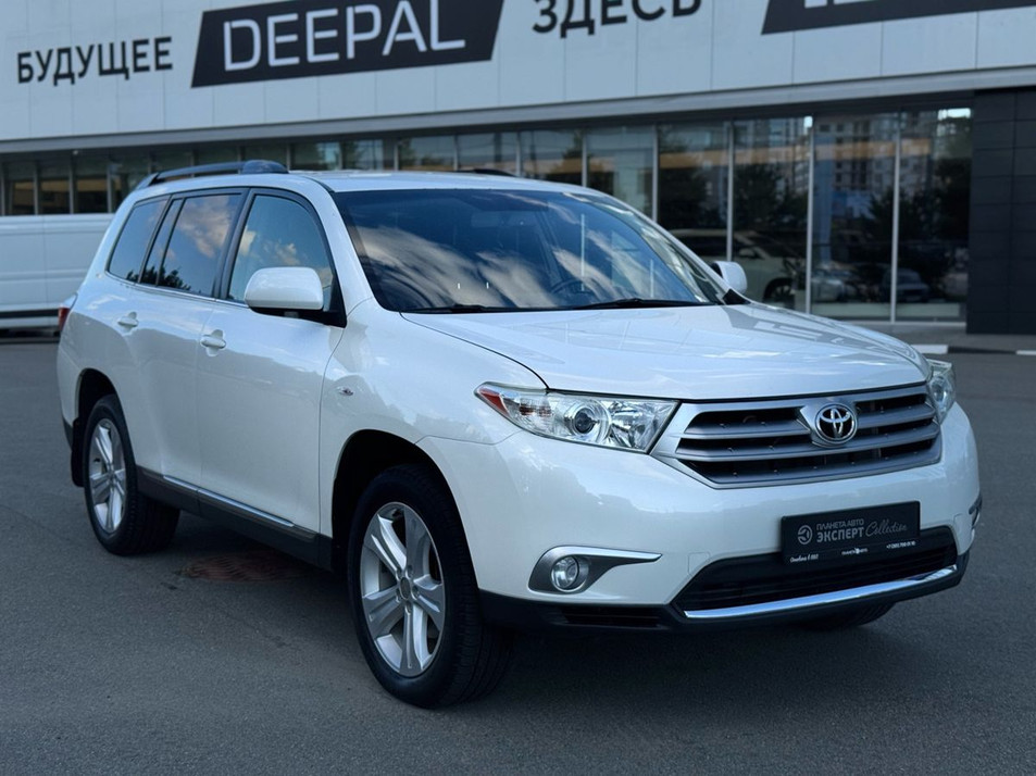 Автомобиль с пробегом Toyota Highlander в городе Челябинск ДЦ - Планета Авто Коллекция