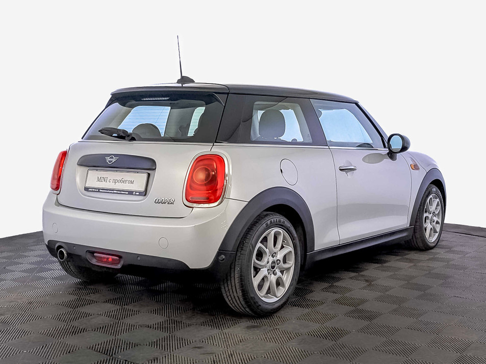 Автомобиль с пробегом MINI Hatch в городе Москва ДЦ - Авто-Авангард