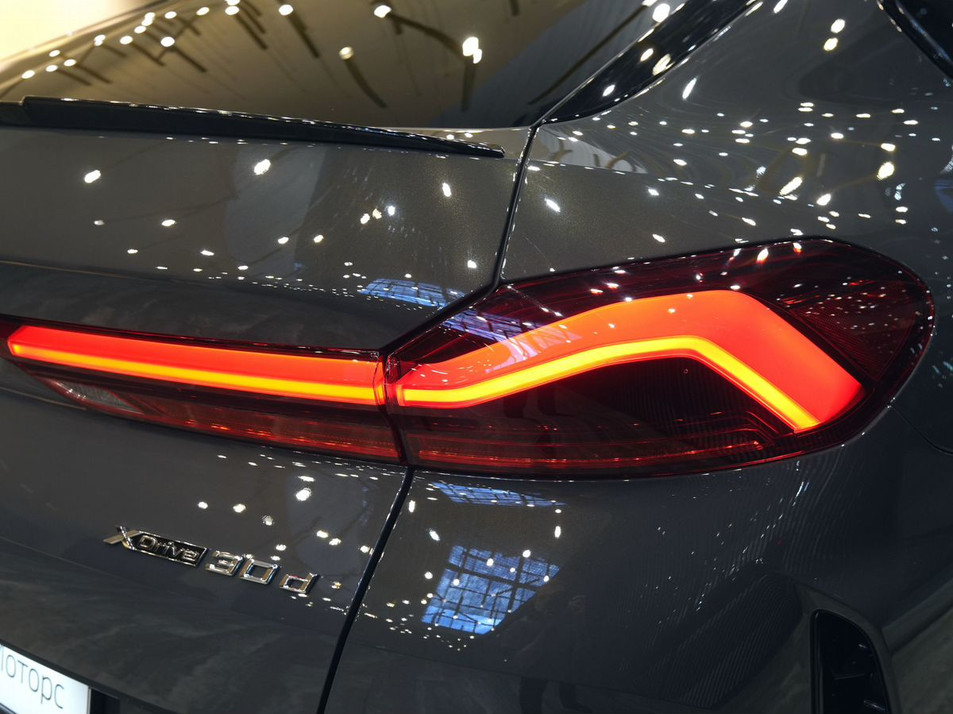 Автомобиль с пробегом BMW X6 в городе Санкт-Петербург ДЦ - Аксель-Моторс
