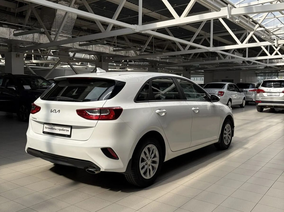 Автомобиль с пробегом Kia Ceed в городе Челябинск ДЦ - Планета Авто Гольфстрим