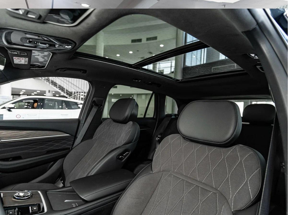 Новый автомобиль Geely Monjaro Флагман / Flagship в городе Челябинск ДЦ - Geely Планета Авто Запад
