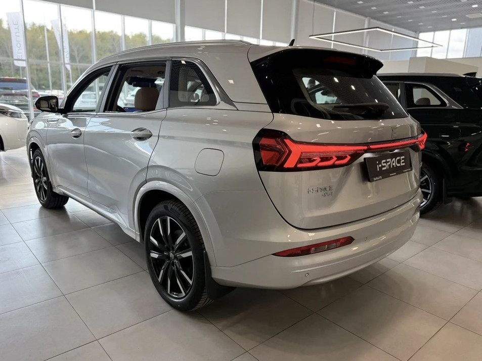 Новый автомобиль EVOLUTE i-SPACE 5-местный Полный привод в городе Рязань ДЦ - EVOLUTE Автоимпорт