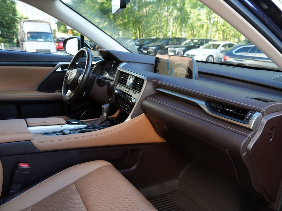 Автомобиль с пробегом Lexus RX в городе Санкт-Петербург ДЦ - Аксель-Моторс