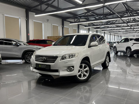 Автомобиль с пробегом Toyota RAV4 в городе Тверь ДЦ - Зелёный trade-in Шишкова