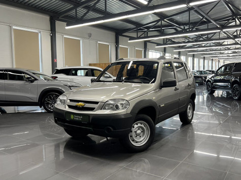 Автомобиль с пробегом Chevrolet Niva в городе Тверь ДЦ - Зелёный trade-in Шишкова