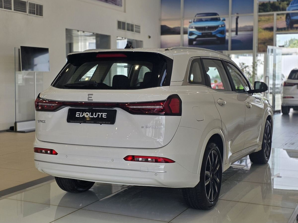 Новый автомобиль EVOLUTE i-SPACE 7-местный в городе Сочи ДЦ - EVOLUTE Авангард