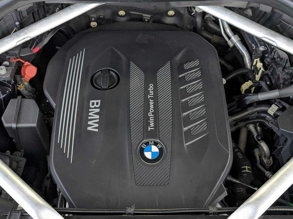Автомобиль с пробегом BMW X6 в городе Москва ДЦ - Авто-Авангард