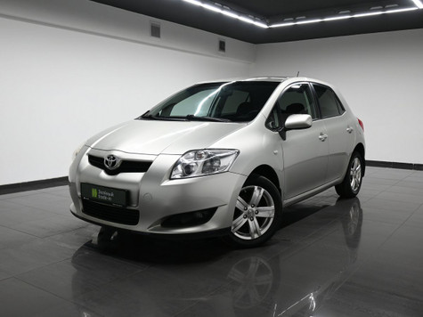 Автомобиль с пробегом Toyota Auris в городе Тверь ДЦ - Зелёный trade-in Перемерки