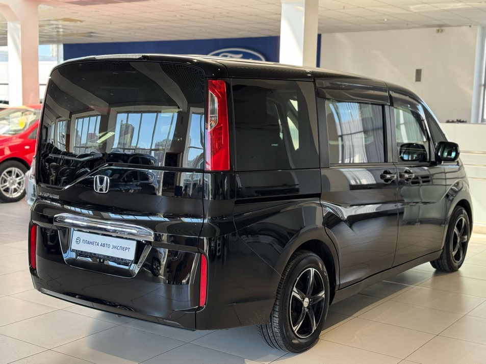 Автомобиль с пробегом Honda Stepwgn в городе Челябинск ДЦ - Планета Авто Запад