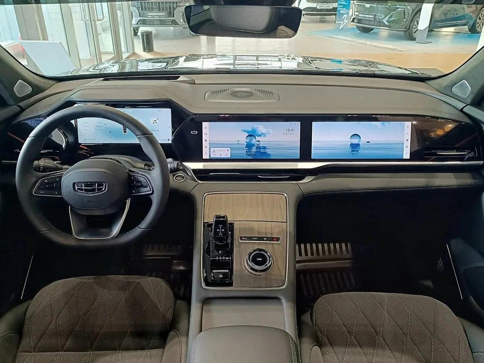 Новый автомобиль Geely Monjaro Флагман / Flagship в городе Челябинск ДЦ - Geely Планета Авто Запад