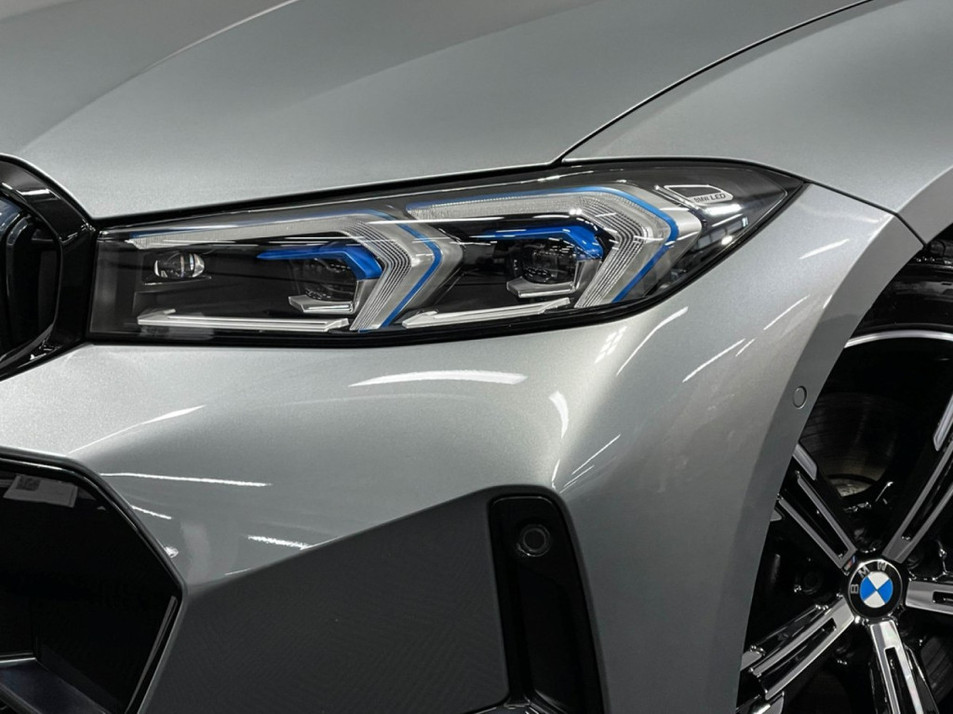 Автомобиль с пробегом BMW 3 серии в городе Москва ДЦ - РОЛЬФ-Премиум Вешки