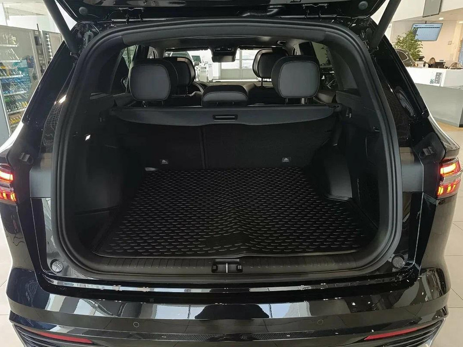 Новый автомобиль Geely Monjaro Флагман / Flagship в городе Челябинск ДЦ - Geely Планета Авто Запад