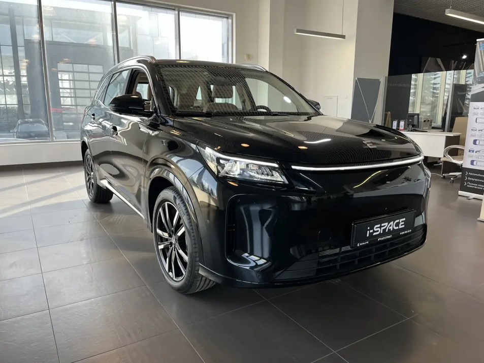 Новый автомобиль EVOLUTE i-SPACE 5-местный Полный привод в городе Владимир ДЦ - EVOLUTE АВТОТРАКТ