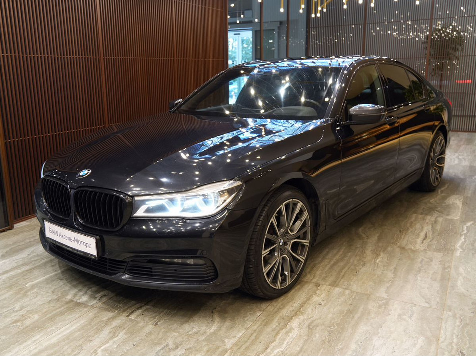 Автомобиль с пробегом BMW 7 серии в городе Санкт-Петербург ДЦ - Аксель-Моторс