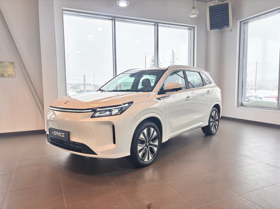 Новый автомобиль EVOLUTE i-SPACE 5-местный Полный привод в городе Владимир ДЦ - EVOLUTE АВТОТРАКТ