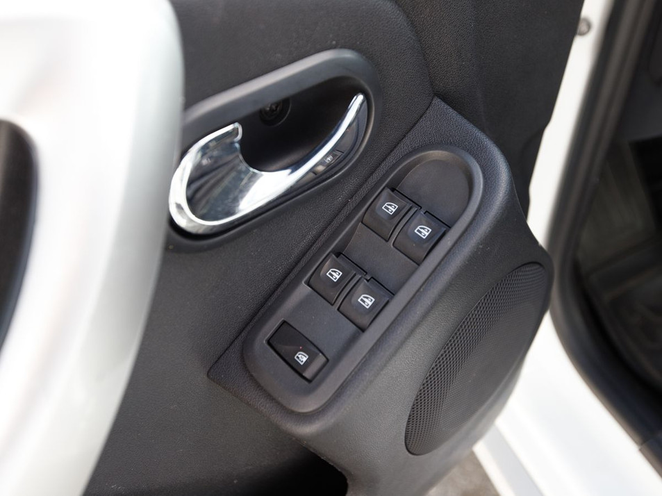 Автомобиль с пробегом Nissan Terrano в городе Челябинск ДЦ - Планета Авто Восток