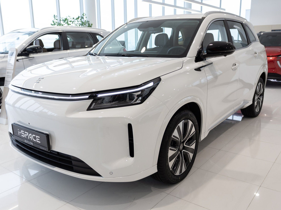 Новый автомобиль EVOLUTE i-SPACE 5-местный Полный привод в городе Москва ДЦ - EVOLUTE АВИЛОН