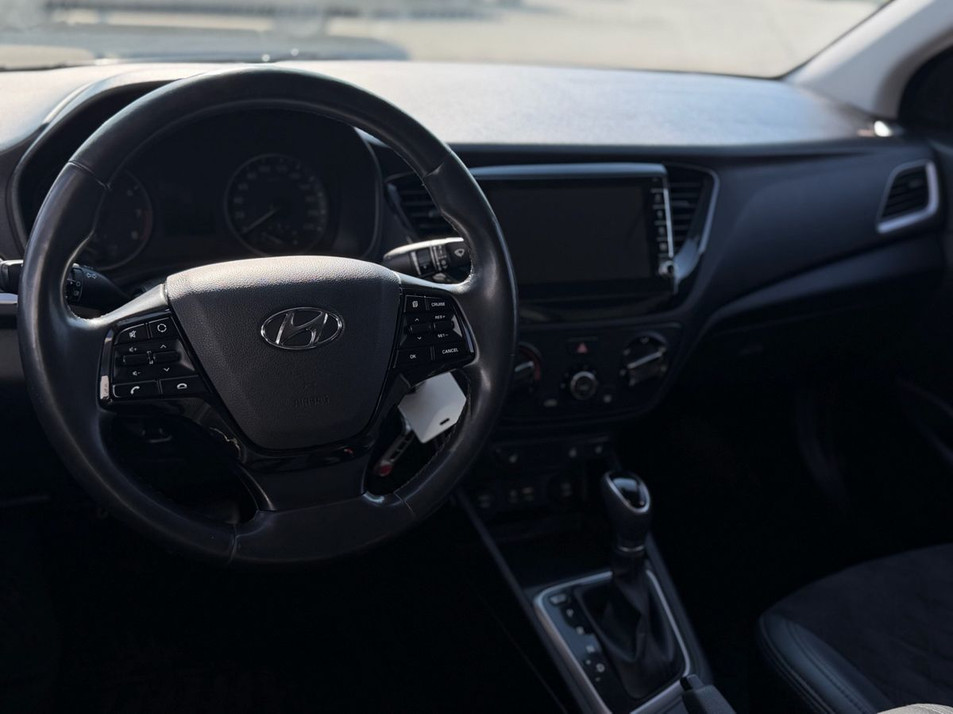 Автомобиль с пробегом Hyundai Solaris в городе Челябинск ДЦ - Планета Авто Восток