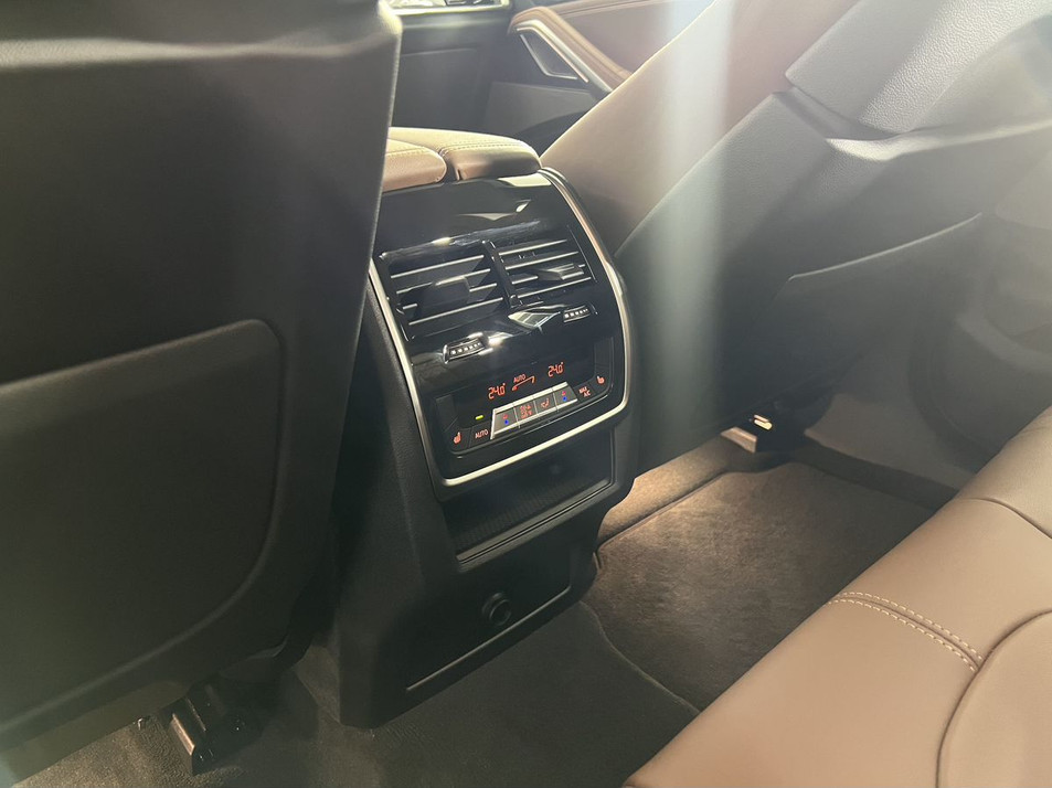 Автомобиль с пробегом BMW X6 в городе Москва ДЦ - БорисХоф Юг