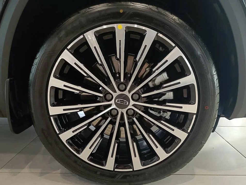 Новый автомобиль Geely Monjaro Флагман / Flagship в городе Челябинск ДЦ - Geely Планета Авто Запад
