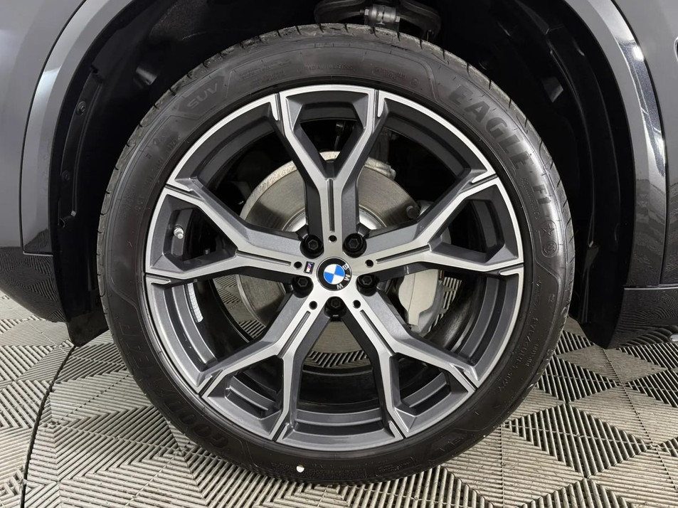 Автомобиль с пробегом BMW X5 в городе Москва ДЦ - БорисХоф Юг