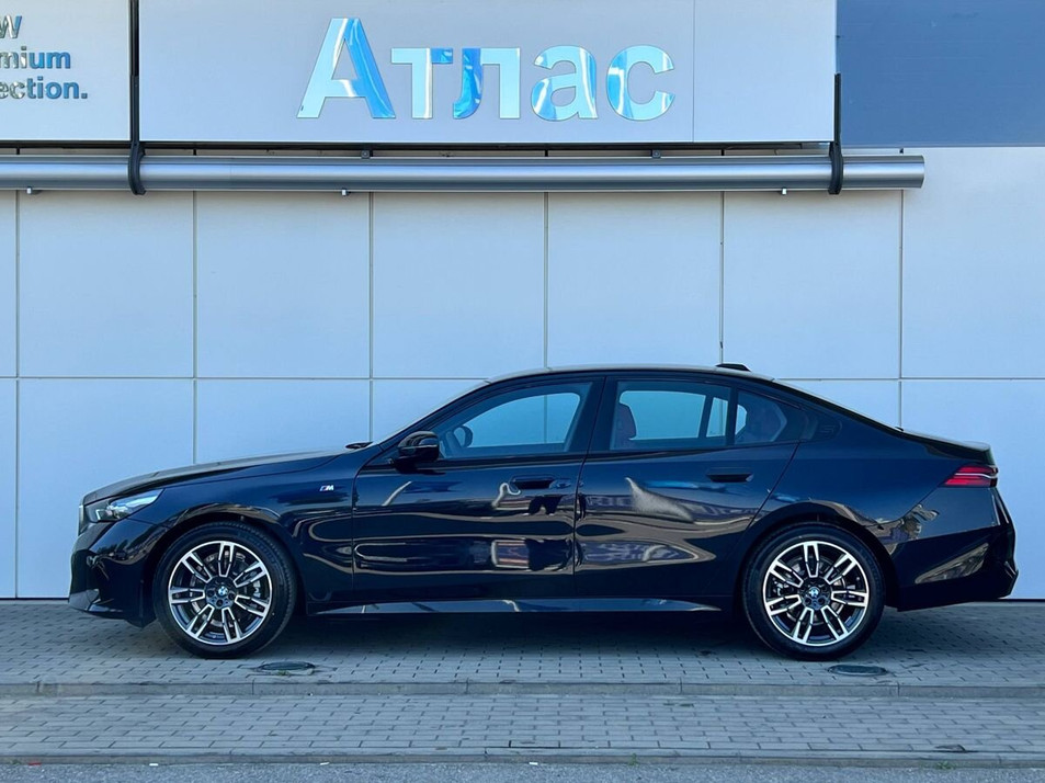 Автомобиль с пробегом BMW 5 серии в городе Сочи ДЦ - Атлас Сочи