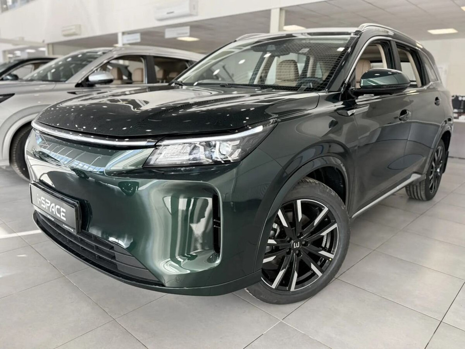 Новый автомобиль EVOLUTE i-SPACE 5-местный Полный привод в городе Рязань ДЦ - EVOLUTE Автоимпорт