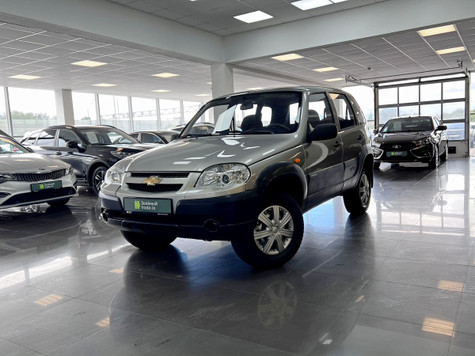 Автомобиль с пробегом Chevrolet Niva в городе Тверь ДЦ - Зелёный trade-in Кривцово