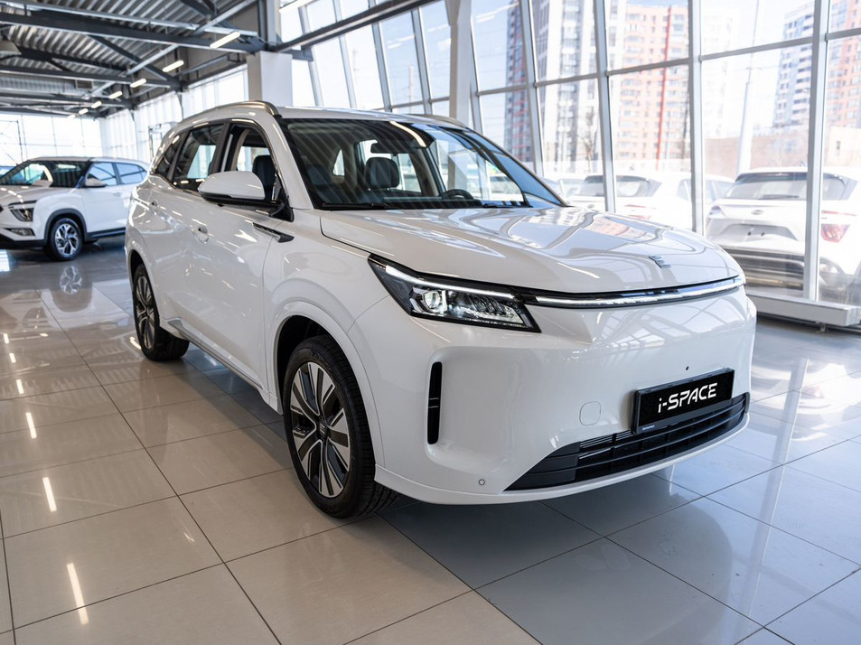 Новый автомобиль EVOLUTE i-SPACE 7-местный в городе Тула ДЦ - EVOLUTE Автокласс