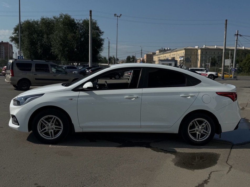 Автомобиль с пробегом Hyundai Solaris в городе Челябинск ДЦ - Планета Авто Восток