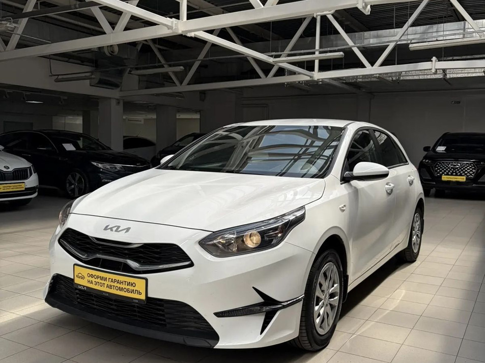 Автомобиль с пробегом Kia Ceed в городе Челябинск ДЦ - Планета Авто Гольфстрим