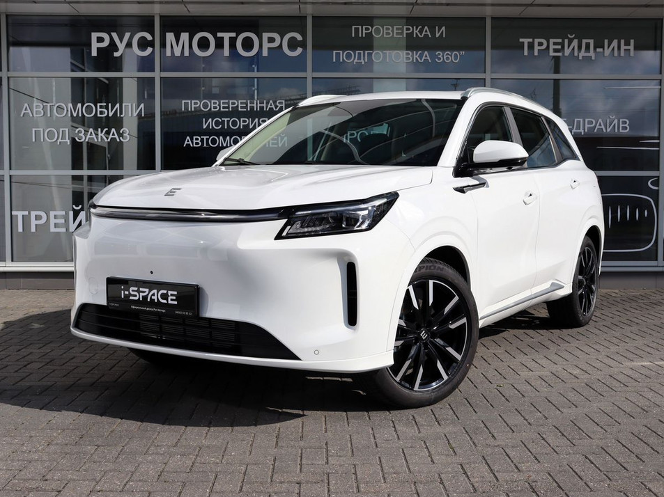 Новый автомобиль EVOLUTE i-SPACE 5-местный Полный привод в городе Калининград ДЦ - EVOLUTE Рус Моторс