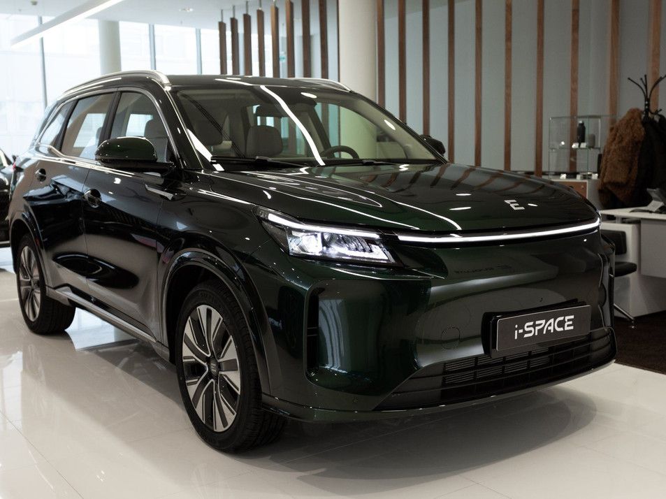 Новый автомобиль EVOLUTE i-SPACE 5-местный Полный привод в городе Москва ДЦ - EVOLUTE АВИЛОН