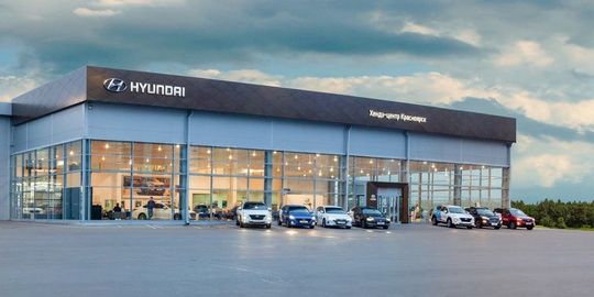 Hyundai Медведь Холдинг на Караульной (новые авто)