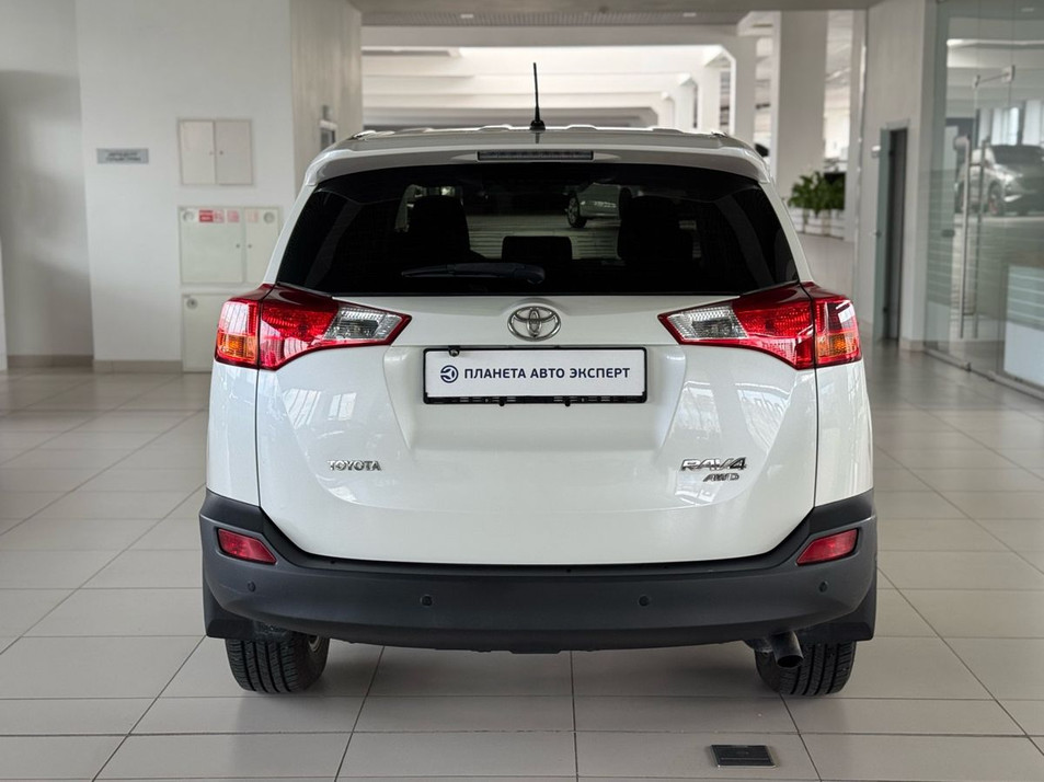 Автомобиль с пробегом Toyota RAV4 в городе Челябинск ДЦ - Планета Авто Запад